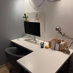 Cozy Ozo Park Apartment, Pet Friendly With Workspace Apartman