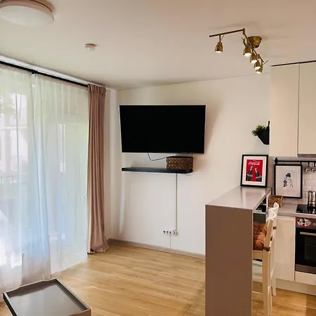 Апартаменты Cozy Ozo Park Apartment, Pet Friendly With Workspace Вильнюс